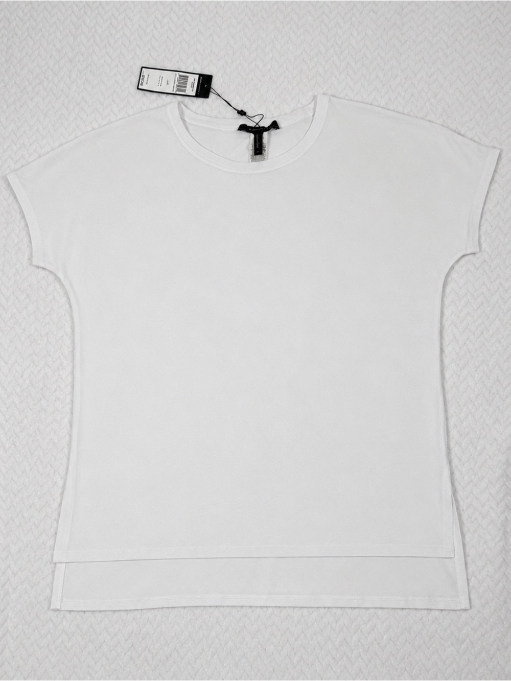 NWT BCBG Max Azria Optic White High Low Hem Cotton Tee Top Size XS